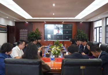 华体会体育官网专题：解析体育博彩市场中实时数据监控、盘口异动及智能投资决策的综合运用