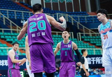 华体会体育官网深度报道：解析篮球比赛中球员体能管理、恢复机制及训练方法的科学体系与创新应用